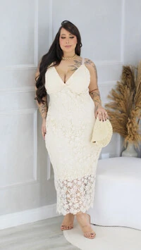 vestido renda guipure lari