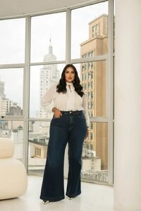 PRE VENDA blusa manga com detalhe lastex divas