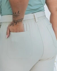 pre venda calca cenoura alfaiataria sarjada fivela mr fr