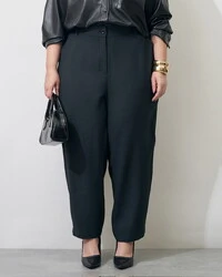 Calça alfaiataria cenoura carol kayla