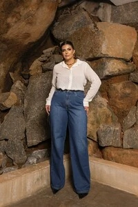 pre venda camisa texturizada bordada season divas