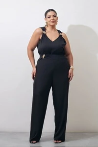 calca may com fivela dourada no cos kayla