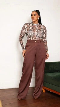 calca alfaiataria reta cargo bianca upper