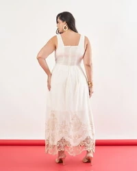 Vestido midi dec quadrado barrado renda Queeny kayla