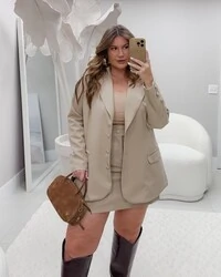 pre venda conjunto crepe alfaiataria blazer e saia shorts rosamili