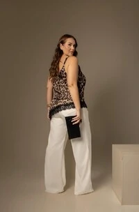 pre venda regata animal print assimetrica tellos