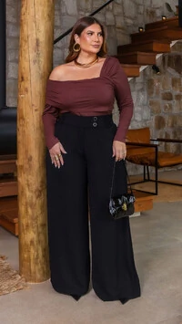 pre venda blusa canelada assimetrica ombro mr fr