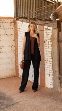 PRE VENDA regata crepe florenza assimetrica renda rosamili