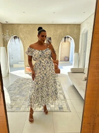 vestido midi floral quebela