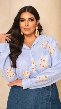 pre venda camisa tricoline com elastano bordada divas