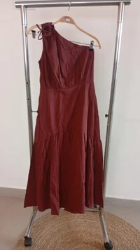 PROMO SEM TROCA Vestido detalhe quebela