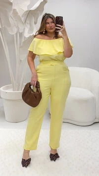 calca alfaiataria estilo cenoura candy upper