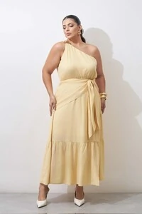 vestido um ombro midi com fivela organica kayla