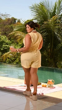 conjunto sara colete e shorts alfa sensoriale emilie