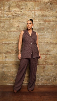 colete max alfaiataria risca de giz upper