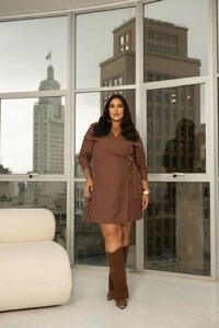 PRE VENDA vestido macaquinho com fivela a cintura divas