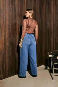 Calca widleg com retorte lateral izzat