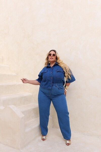 Foto calca wide mom serafim brunf provador
