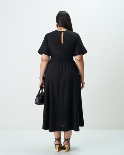Fotoconjunto cropped nozinho + saia evase midi quebela