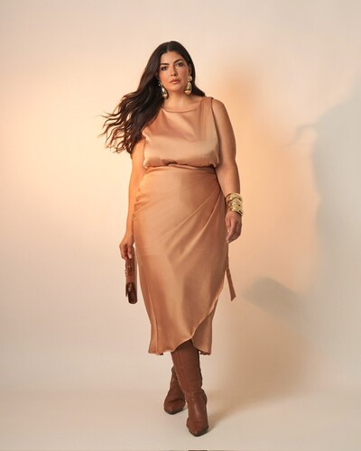 Foto saia midi melissa acetinado poliester kayla