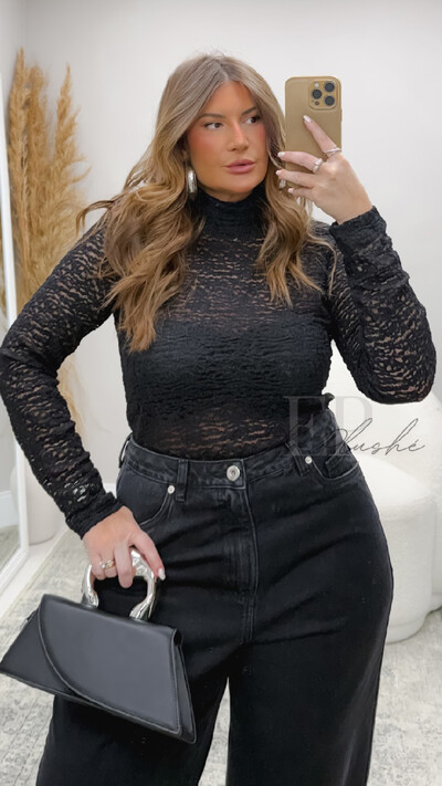 Foto Blusa renda poliamida provador tellos