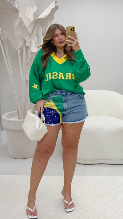 Fotoblusa tricot liso brasil estrela planet