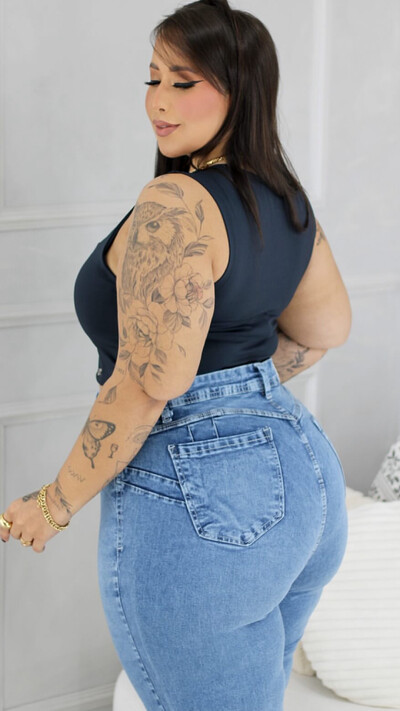 Fotocropped poliamida amni luana f