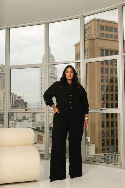 FotoPRE VENDA conjunto jaqueta com calca flare em veludo cotele divas