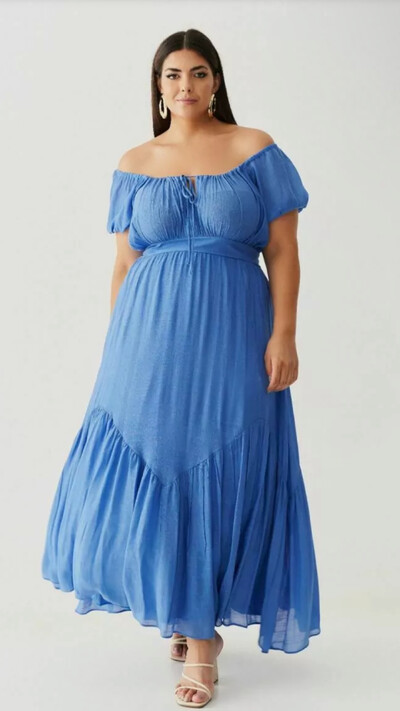 Foto vestido longo romantic triangular quebela