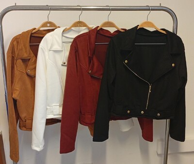 Foto Jaqueta midi suede provador