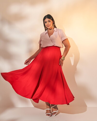 Foto saia midi evase quebela