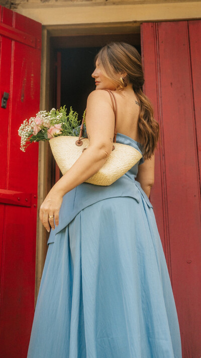 Fotoblusa tomara que caia viscose collab kayla