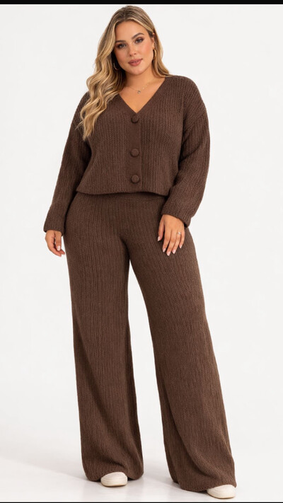 Foto pre venda conjunto casaqueto midi com botoes e calcas planet