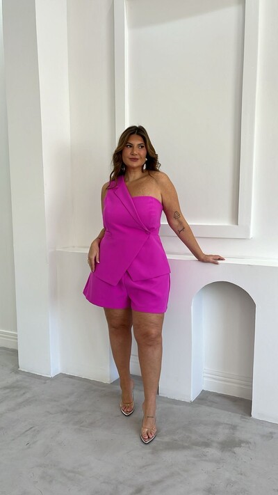 Foto Conjunto alfaiataria viegas assimetrico hotpink