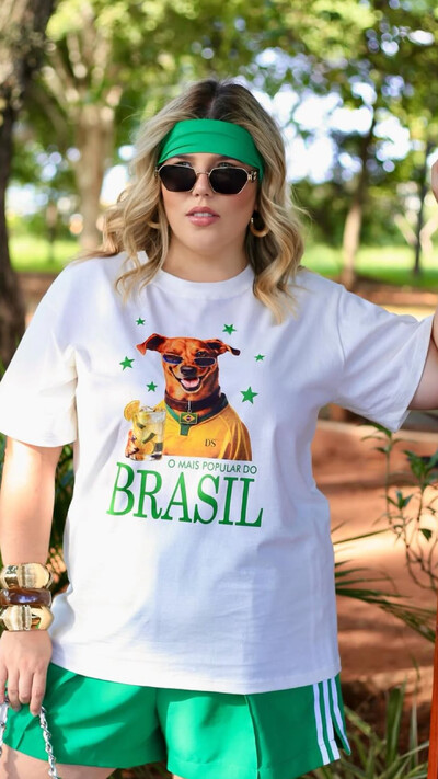 Foto T shirt brasil cao caramelo