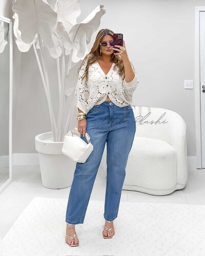 Foto Calca jeans mom clara reta izzat brunah