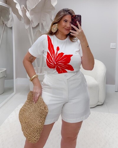 Foto Pre venda blusa estampa silk max flor duas