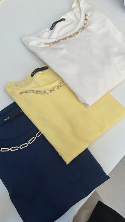 FotoPre venda t shirt algodao premium menegotti detalhe corrente strass tellos