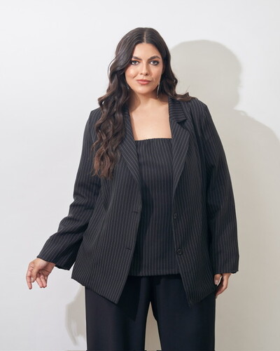 Fotoblusa tomara que caia alfaiataria risca de giz kayla