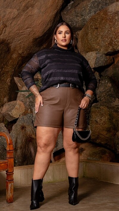 Foto pre venda shorts courino divas