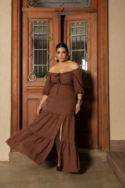 Foto pre venda conjunto cropped cigana+ saia longa 3 marias season divas