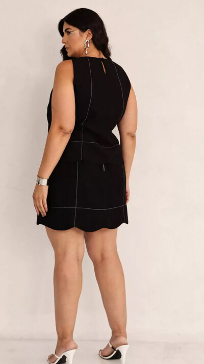 Fotosaia shorts rayon sensoriale prespontado lara upper