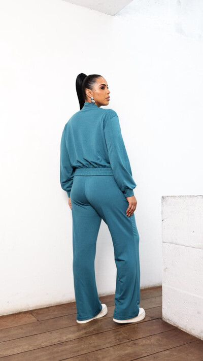 Fotoblusa soft moletinho com fechamento ziper gola upper