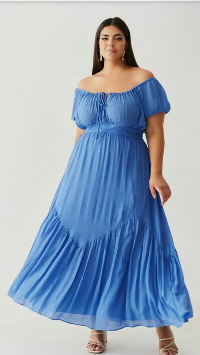 Fotovestido longo romantic triangular quebela