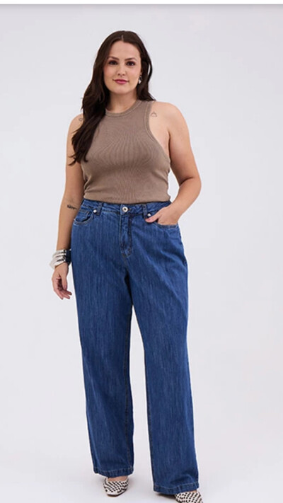 Foto calca jeans reta feminino plus azul medio izzat