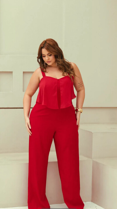 Foto Macacao amalfi pantalona alfaiataria valencia upper provador