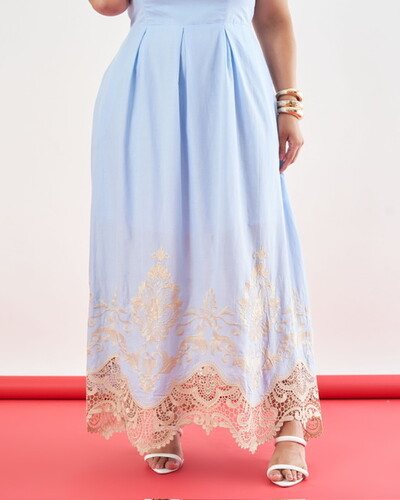 FotoVestido midi dec quadrado barrado renda Queeny kayla