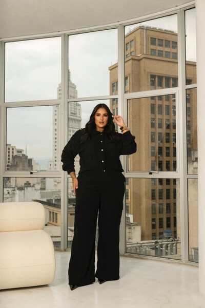 Foto PRE VENDA conjunto jaqueta com calca flare em veludo cotele divas