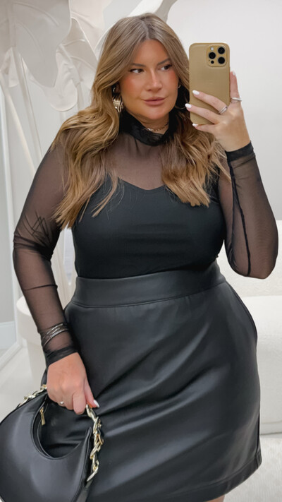 Foto pre venda blusa de tule poliamida com regata malha bellah