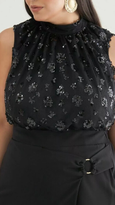 Foto pre venda blusa regata meia gola tule bordado paete quebela